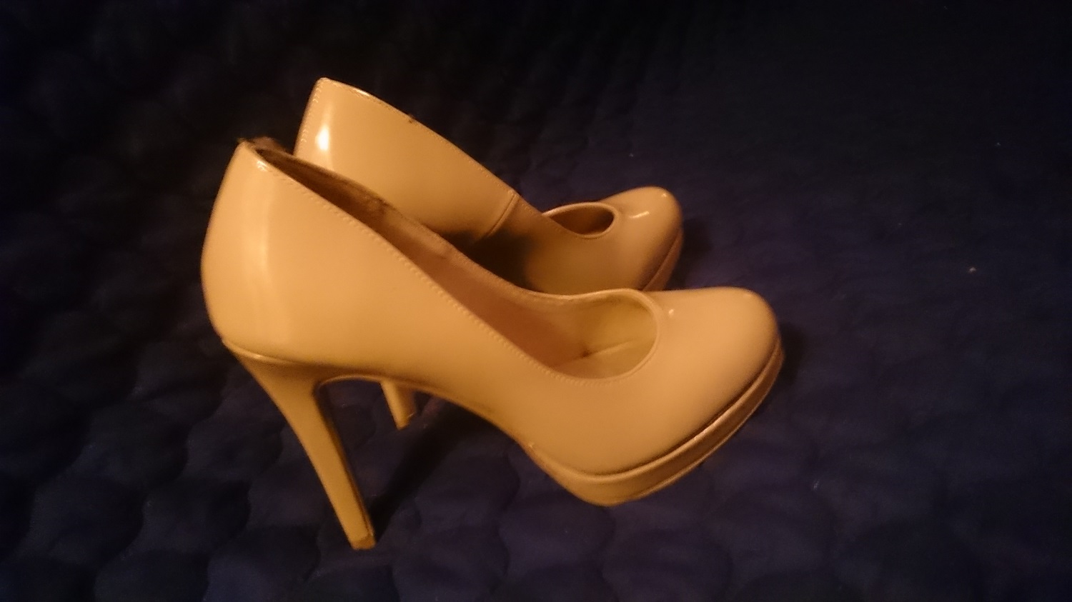 Tan stilletos